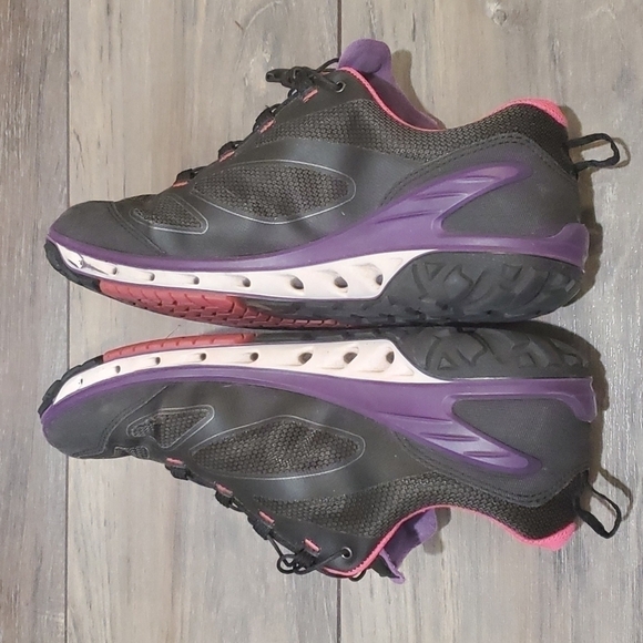 Ecco Women Biom Gore Tex Comfort Surround Sneakers sz 40 US 9.5 - Picture 7 of 13